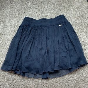 Hollister navy blue skirt size small